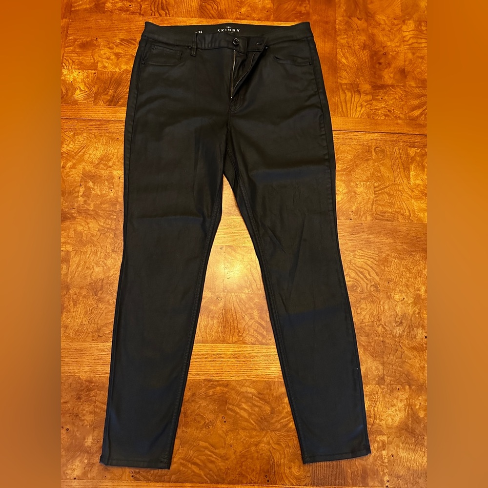 WHBM-Sz14 The Skinny Black coated pants/jeans  (lightweight)